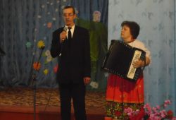 Самодеятельный певец
